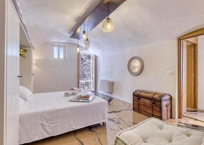 Apartment Boutique Casa Del Nobile - Happy Ventimiglia